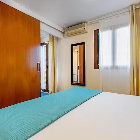 Lodging Apartments City Center-Eixample-2